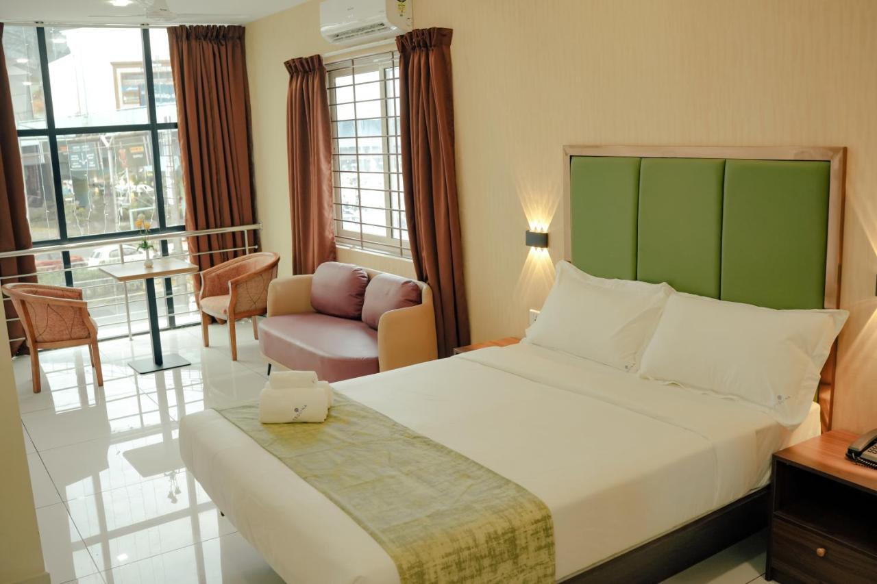 Esquina Residency Otel Kochi Dış mekan fotoğraf