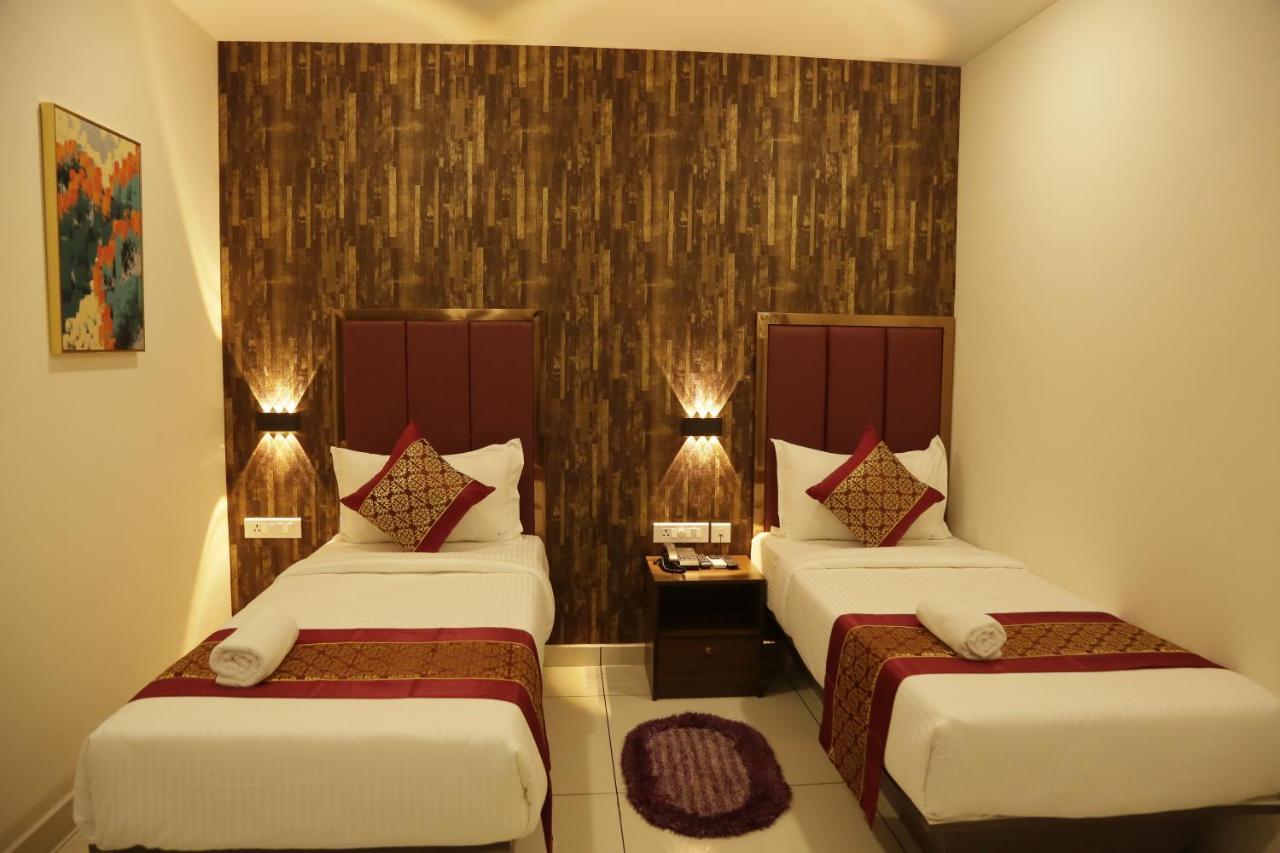 Esquina Residency Otel Kochi Dış mekan fotoğraf